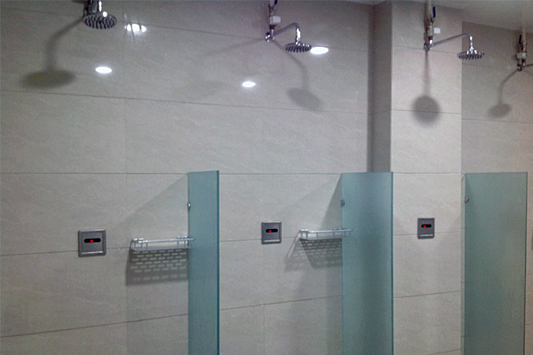 暗装感应淋浴器安装案例